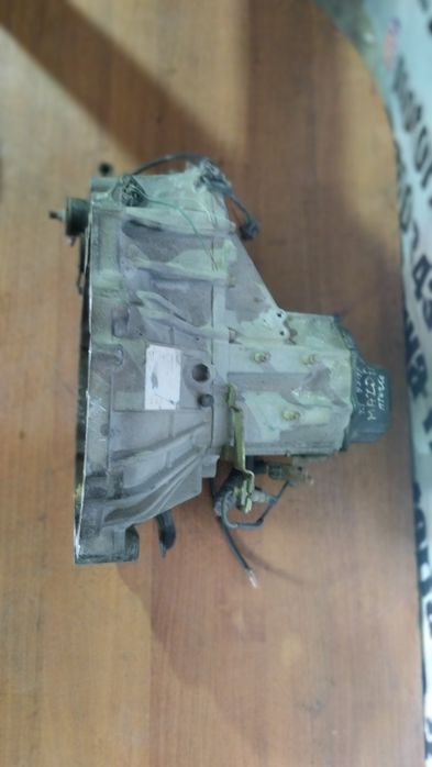 Mkpp Mazda 1.8l fp 323