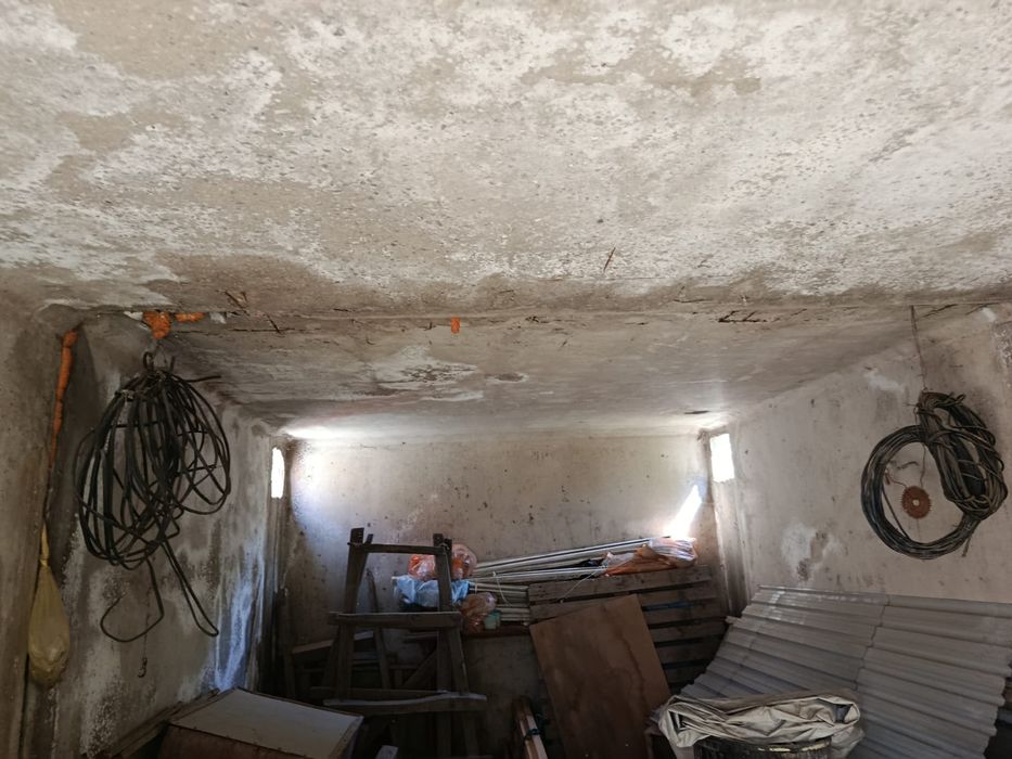 Продам железобетонный гараж