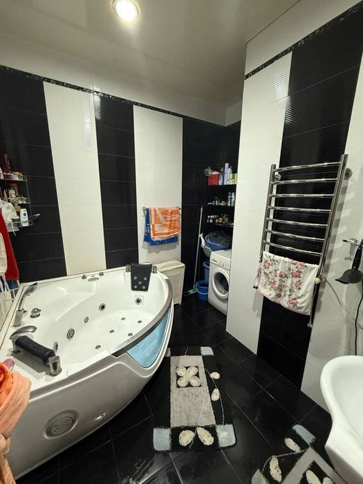 Улица Садык Азимова 3/3/7 Ц-1 посольство Японии