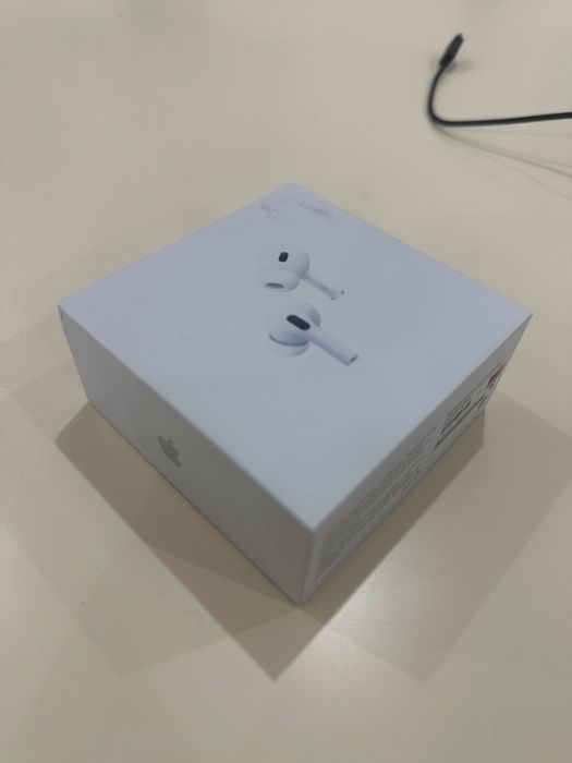 Продам Air Pods 2 Pro.