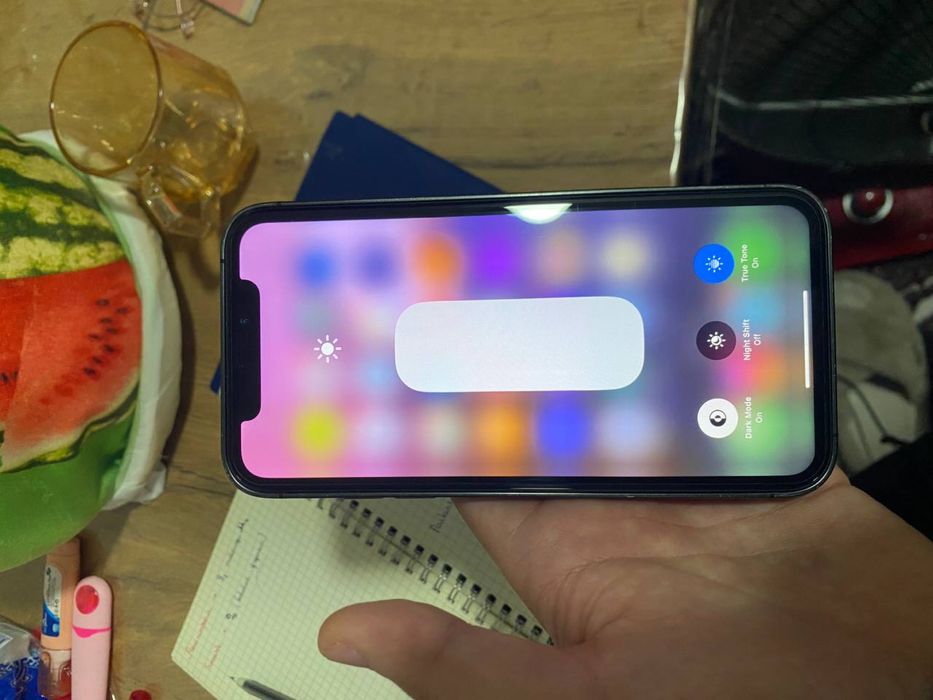 Iphone 15 pro korinishidagi iphone XR