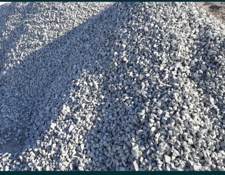 Баласт,щебень отсев, бутовый камень.
