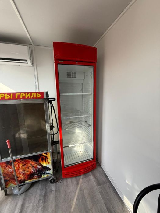 Витринный холодильник