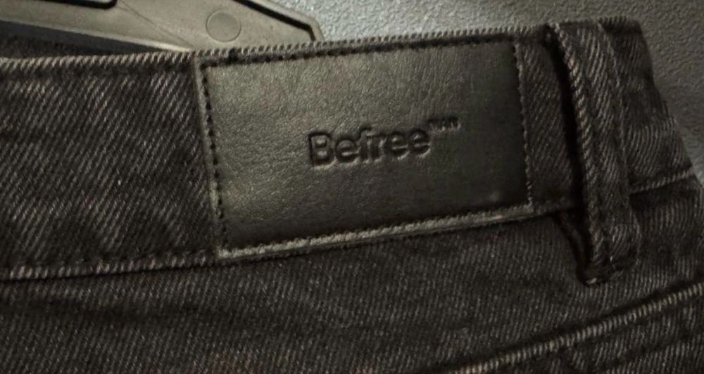 Бриджи черные Befree