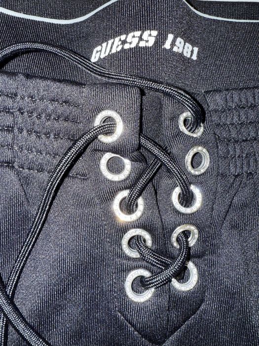 Уникален панталон Guess 100% оригинал M