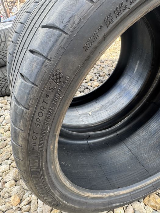 Vand 2 anvelope Michelin 4s