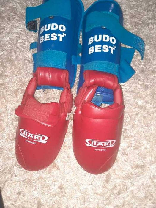 Echipament  box - casca, manusi, protectie