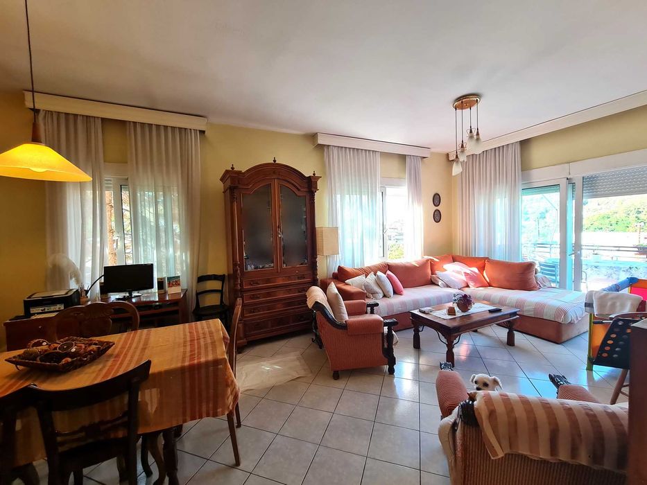 ПРОДАВА се самостоятелна къща 270 кв.м. във Вирона Кавала (код 4380)
