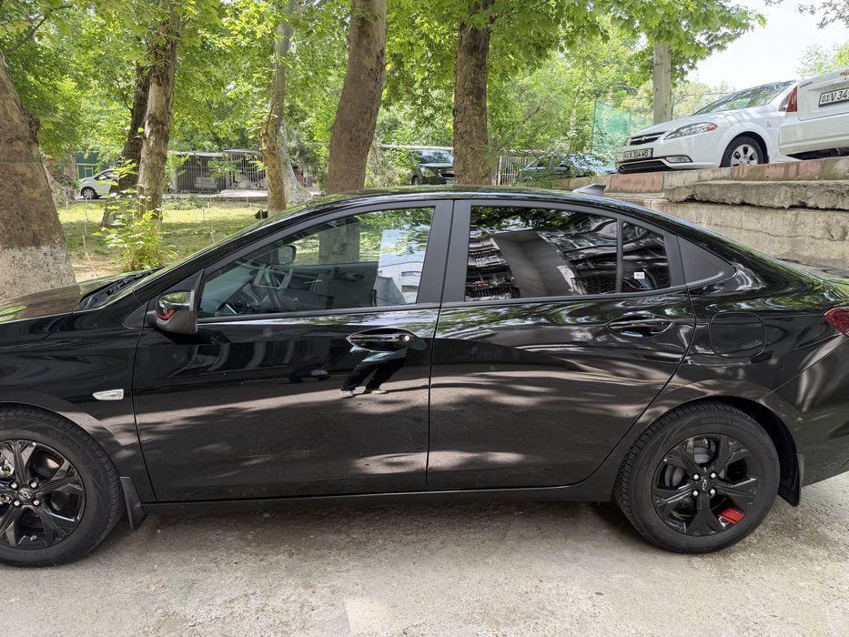 Chevrolet Onix 2024 — 3