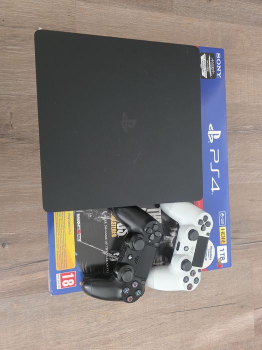 Sony PlayStation 4
