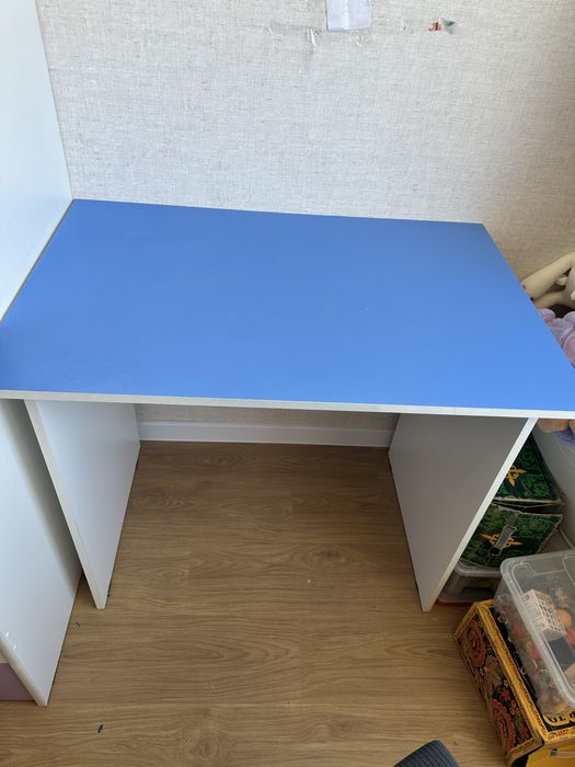 Стол письменный для школьника 90 / 60 / 75
