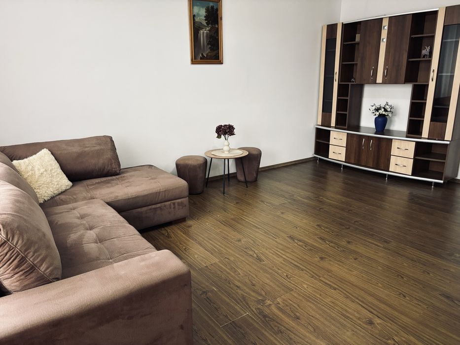 Inchiriez apartament 2 camere zona Unirii / Pta de vechituri