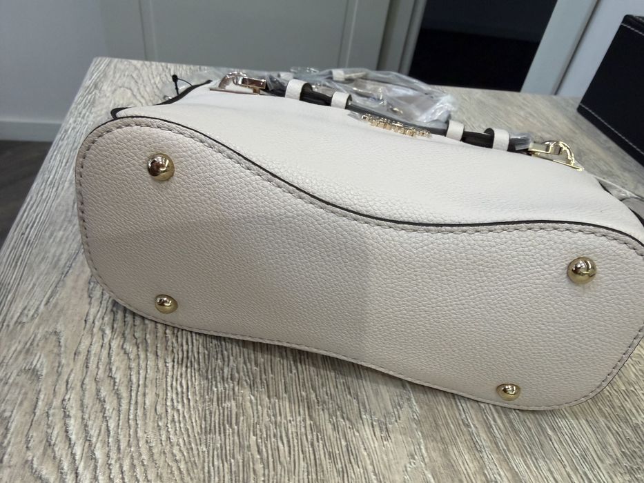 Сумка Guess Gregoria новая