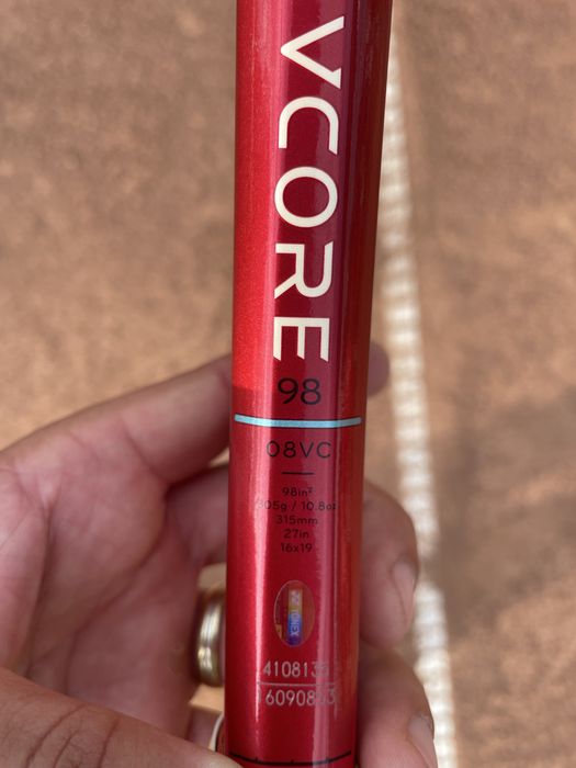 Racheta Yonex Vcore 98 (2026)