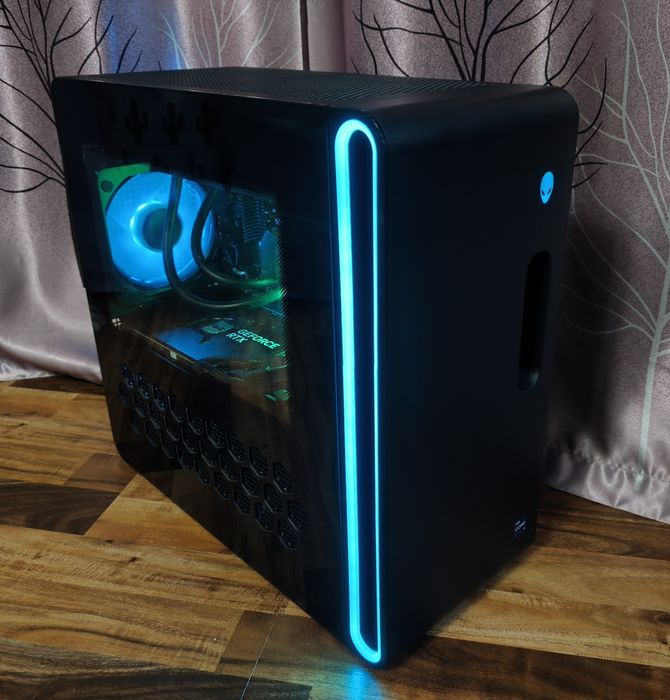 RTX4080/Core i9 14900KF/32gb ddr5/512gb ssd/Alienware Aurora R16 case/