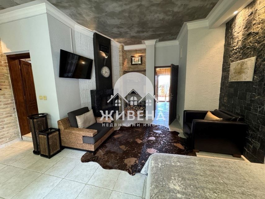 Продава луксозна къща в м-т Ален Мак