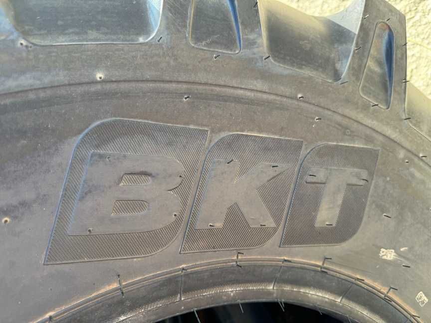 Anvelope noi 18.4-26 cu 14 pliuri marca BKT cu livrare rapida