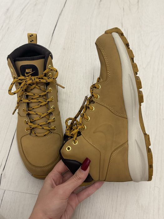 Nike MANOA leather