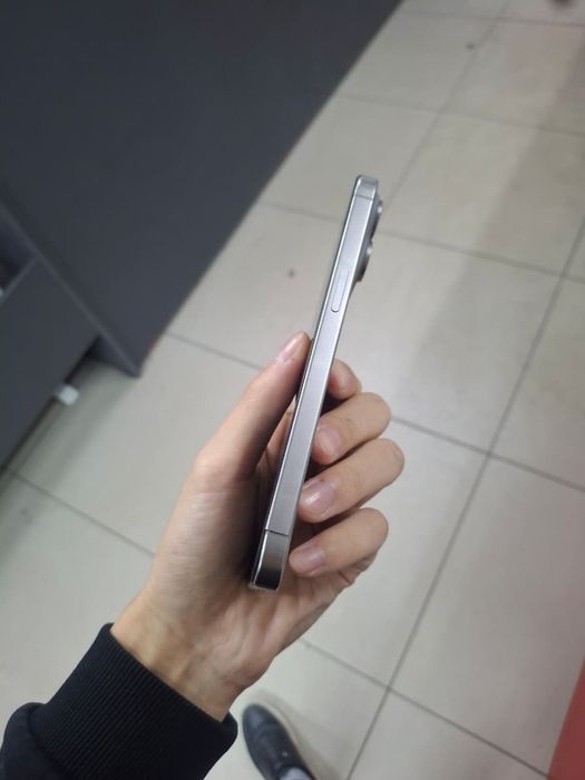 Продам Айфон 15 Pro Max 256gb