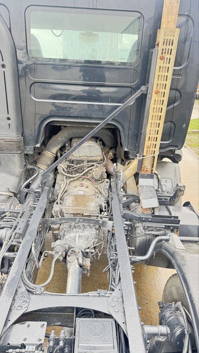 Renault  kerax 8x4 500 cp