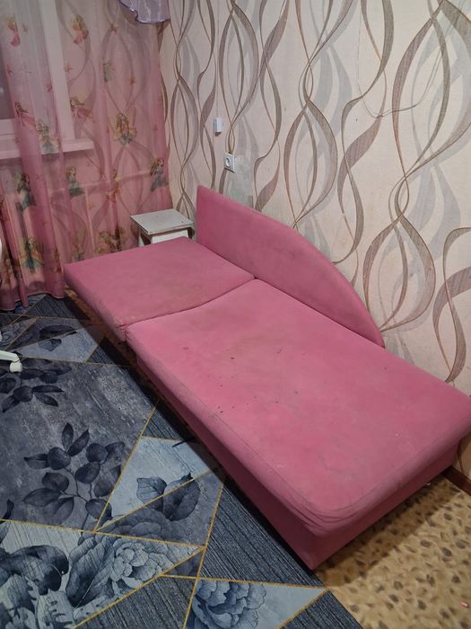 Отдам даром мини диван