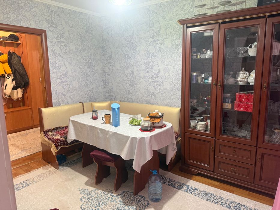 Продам 4-х комнатную квартиру