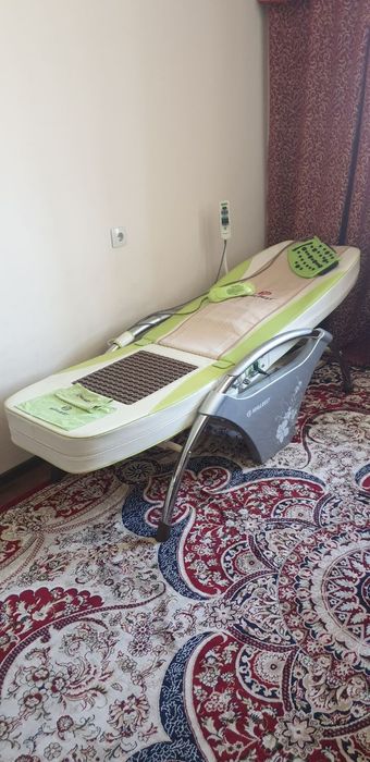 Нугаест массажёр кроват