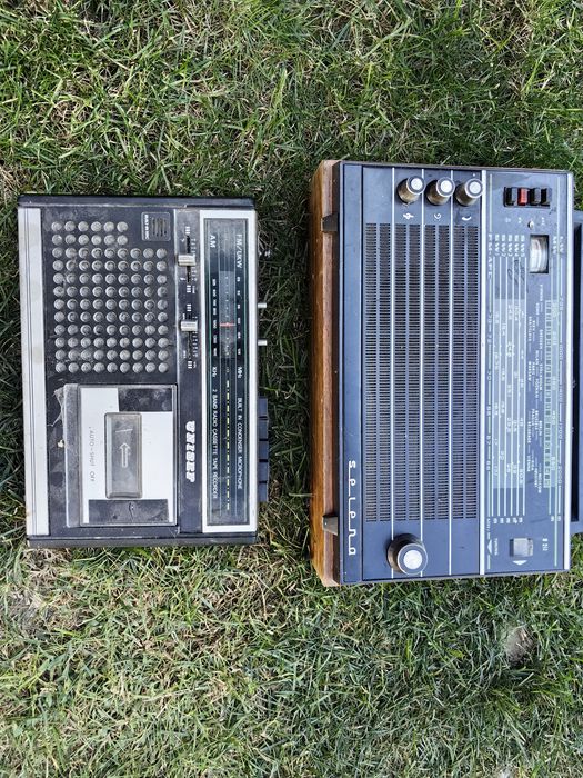 Стари радио апарати Vef,Selenia,Unisef