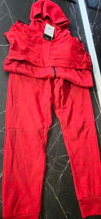 Trening NIKE Tech Fleece Red