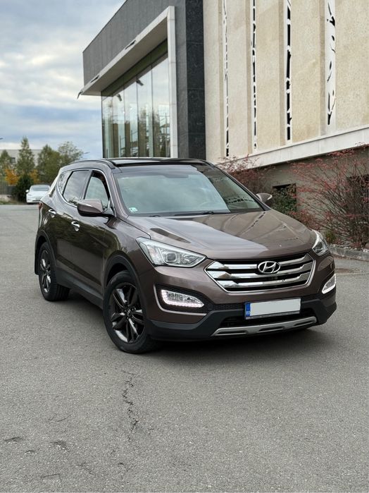 Hyundai Santa Fe 2015 7 locuri