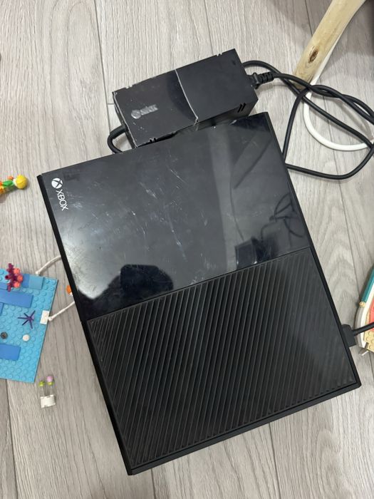 Xbox one de 1tb fara accesorii