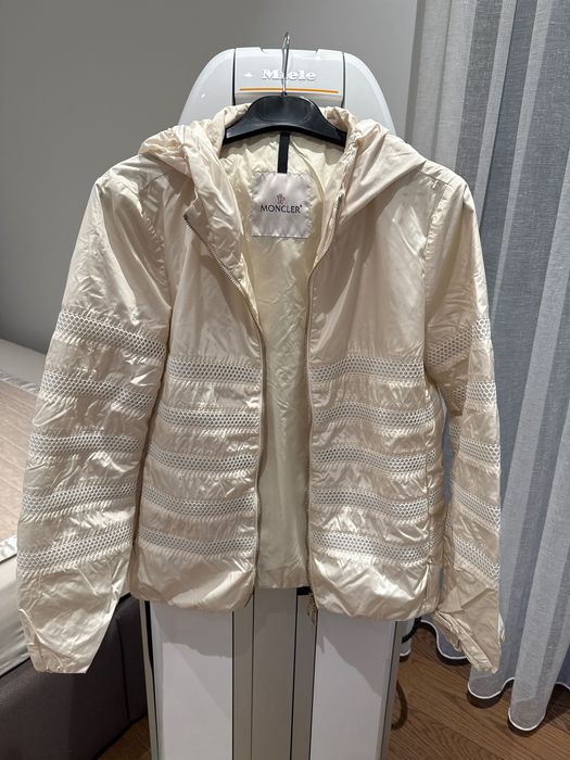 Дамско яке MONCLER