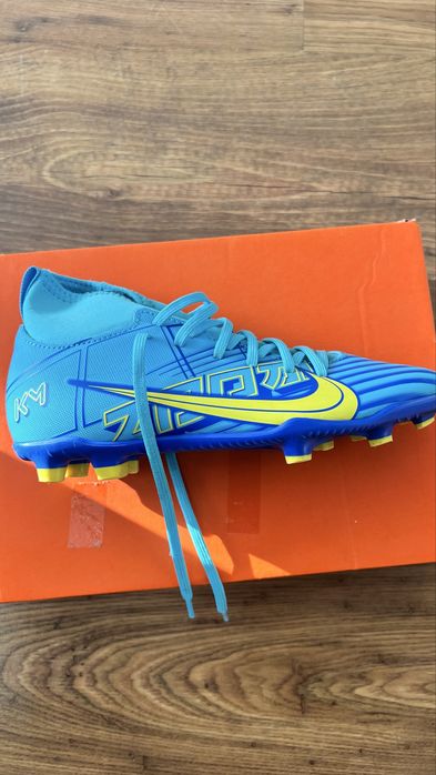 ghete fotbal nike mbappe marimea 35