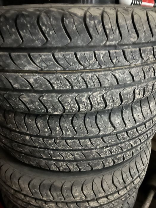 Продам Тойота авенсис 2001 гв