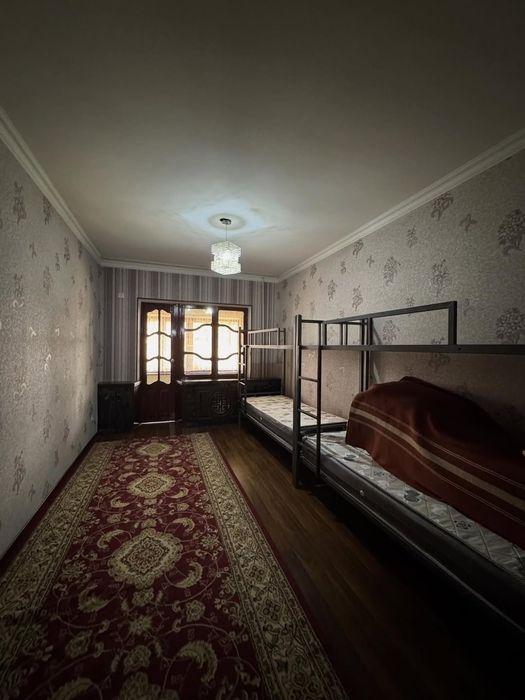 Срочно продается квартира в юнусабаде.Под нежилое.
