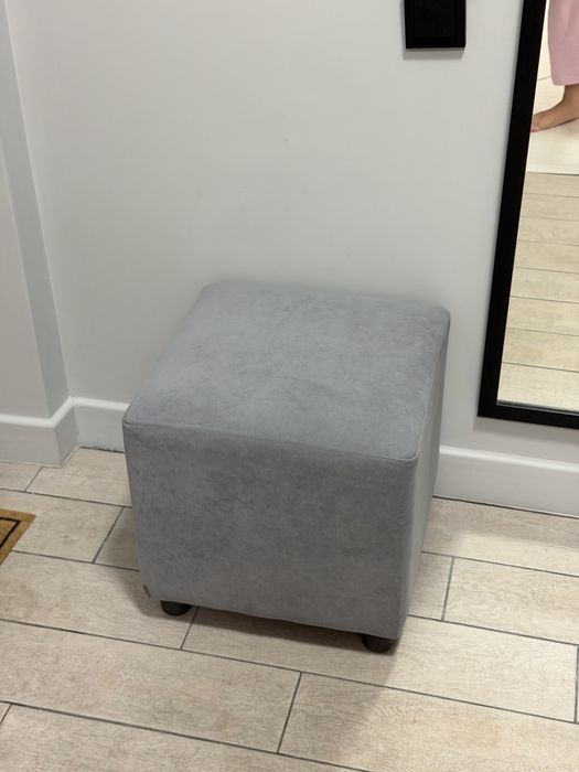 Стульчик и пуфик