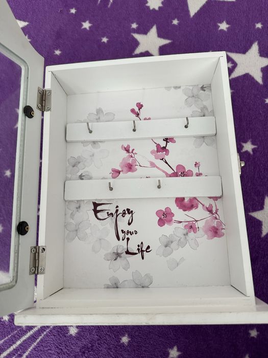 Suport de chei in forma de casuta