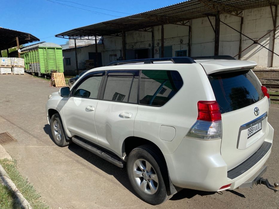 Продам Toyota Land Cruiser Prado