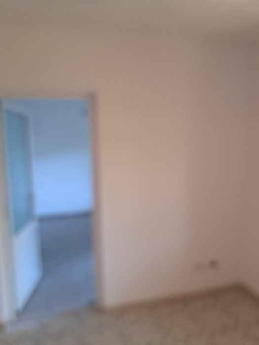 Vând apartament 2 camere (61 mp)