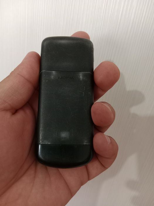 Продам  Nokia 8600 Luna