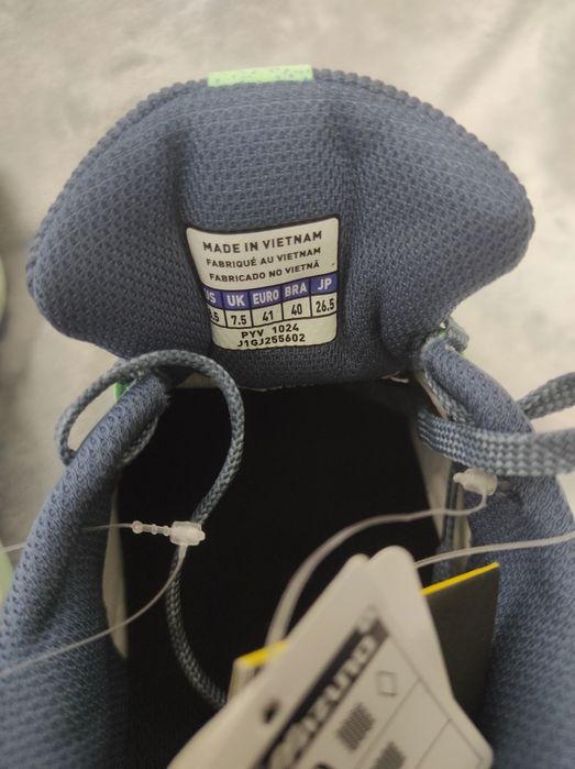 Mizuno Wave Daichi 9