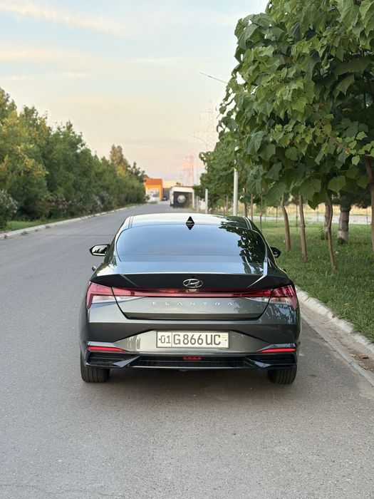 Elantra 2022 1.6