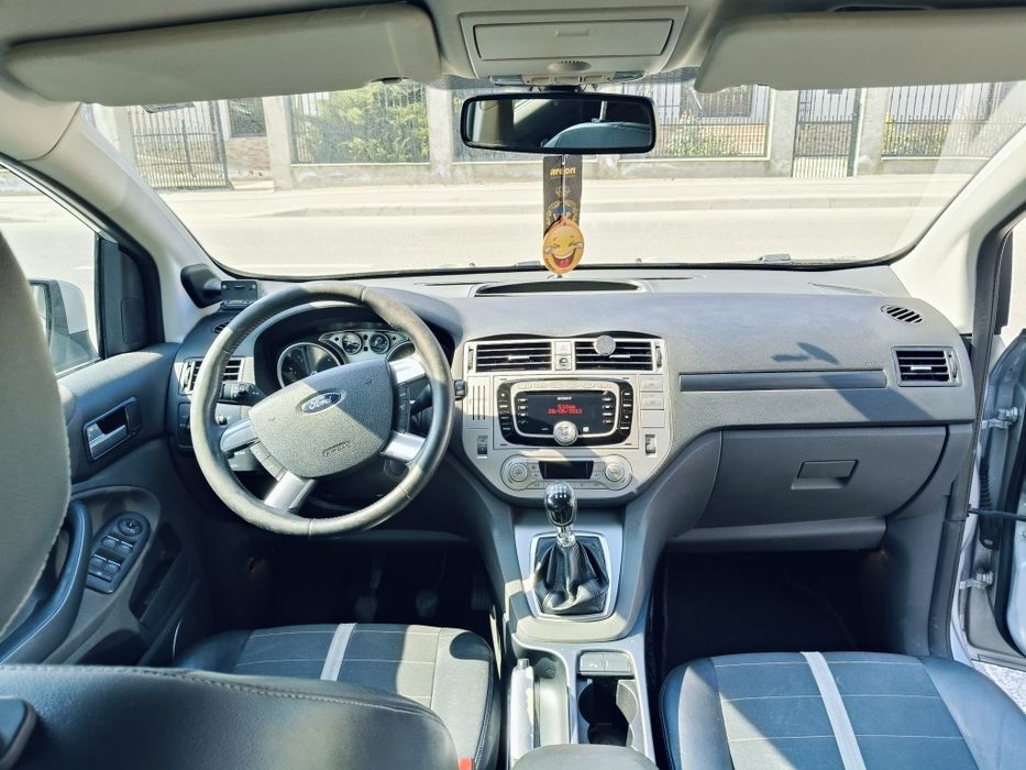 Vand Ford Kuga  an 2011