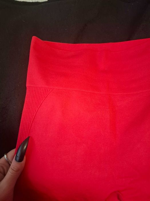 Дамски спортен оформящ клин