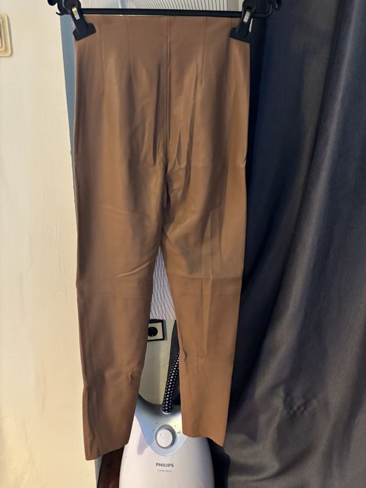 клин от изкуствена кожа Zara