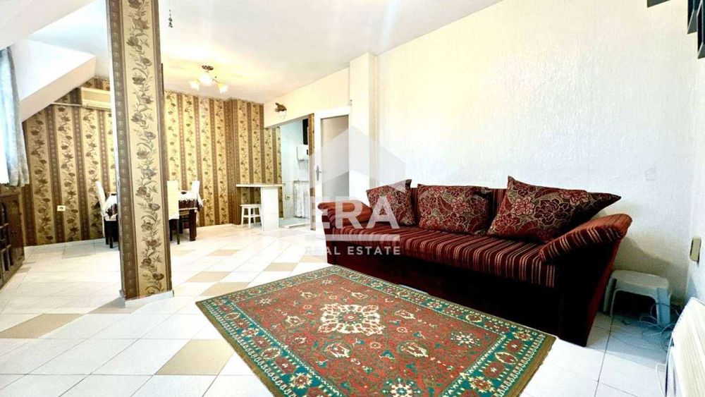 Тристаен Тухлен Апартамент Централен район