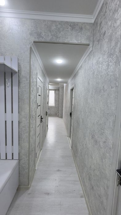 Navoiy shahar Nina kafesi orqasida 2 xonali uy sotiladi