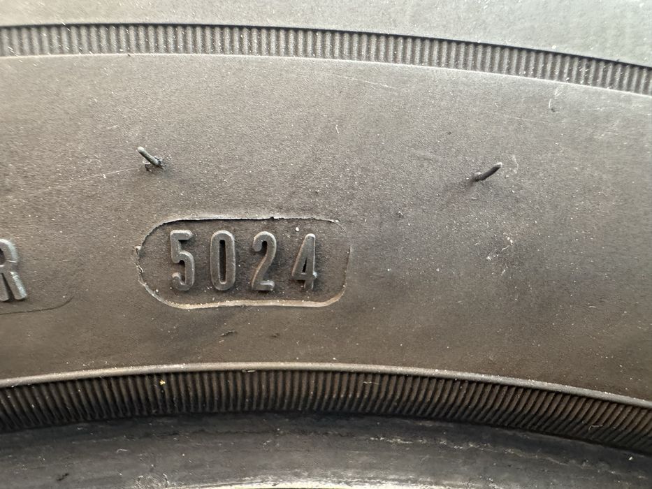 215 65 17 Dunlop