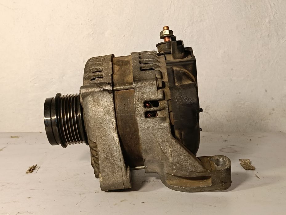 Алтернатор Jeep Cherokee / Liberty 2.8 CRD 56044672AB Denso 12V