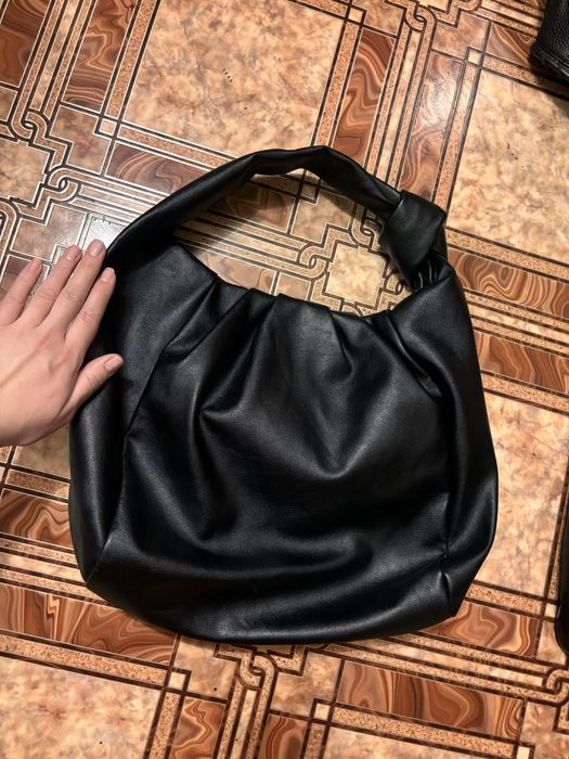 Всеот 3000 тысыч.